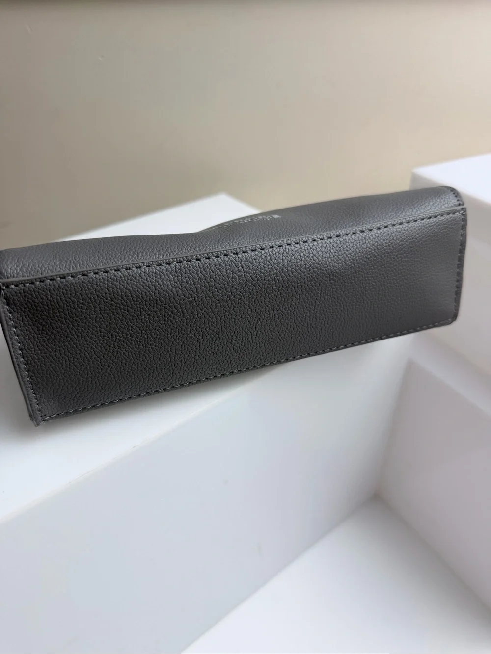 La Prairie Switzerland Gray Zip Top Cosmetic Bag Makeup Pouch